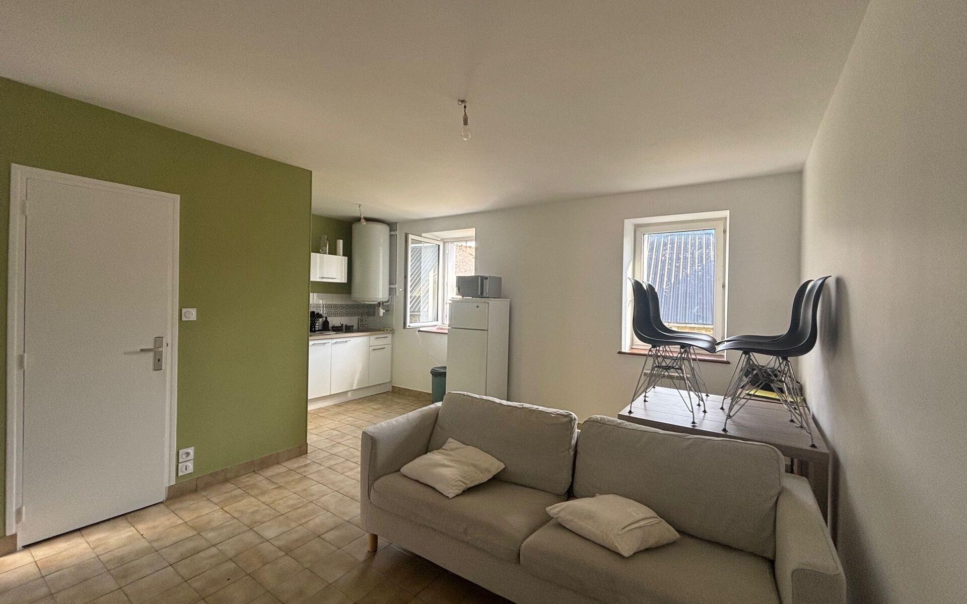 Maison à louer, 40m², Landivisiau