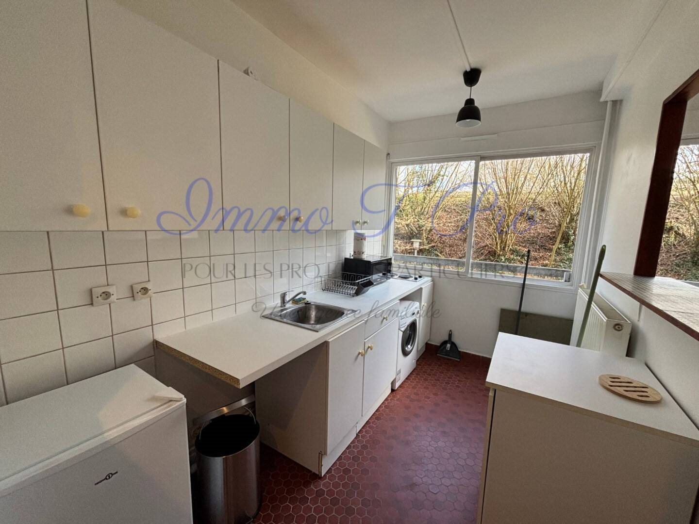 Appartement à louer, 24m², La Celle-Saint-Cloud