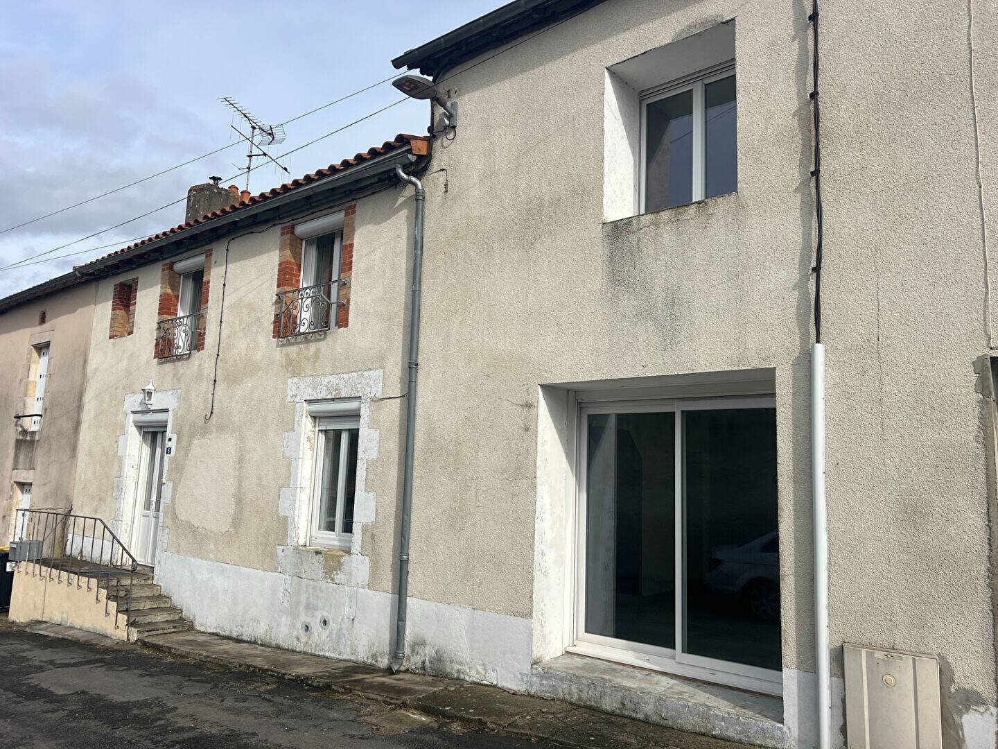 Maison à vendre, 211m², Lussac-les-Châteaux
