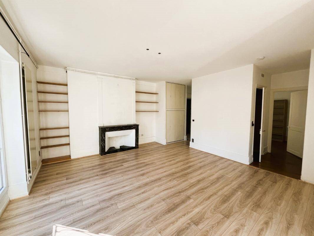 Appartement à louer, 75m², Grenoble