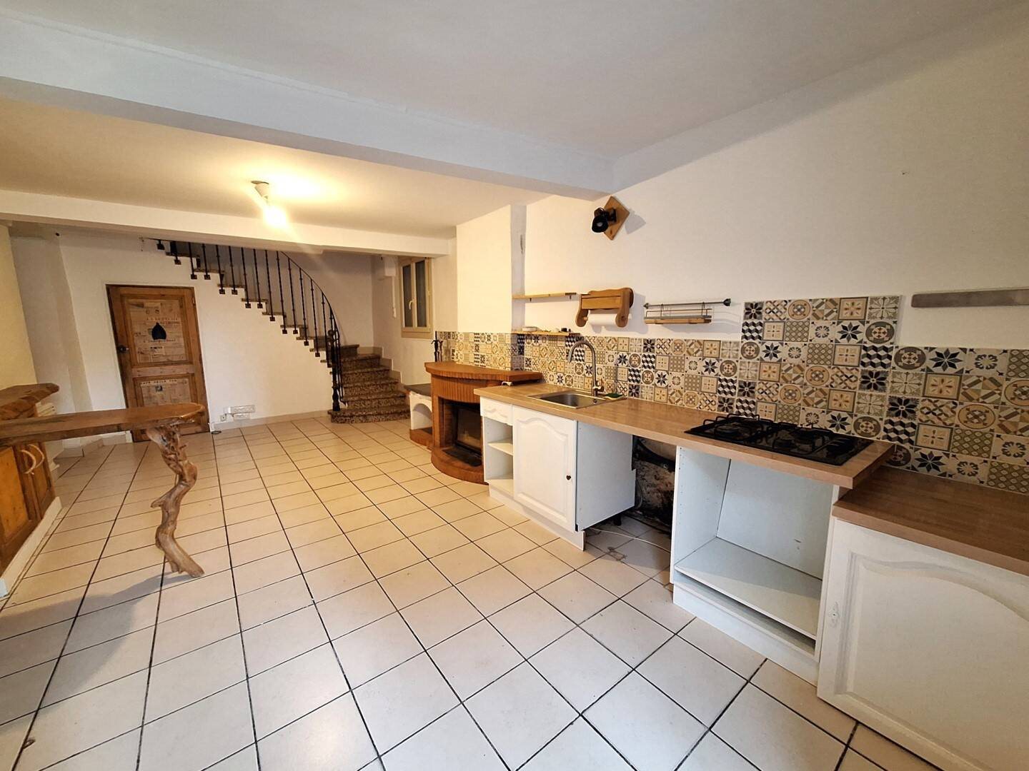 Maison à louer, 100m², Montalba-le-Château