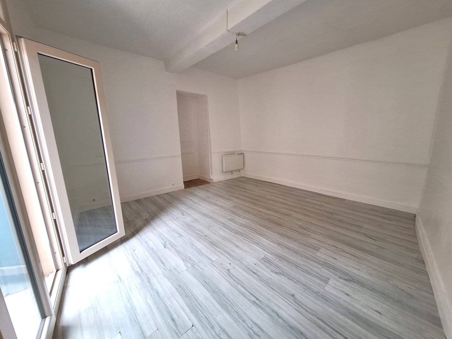 Maison à louer, 100m², Montalba-le-Château