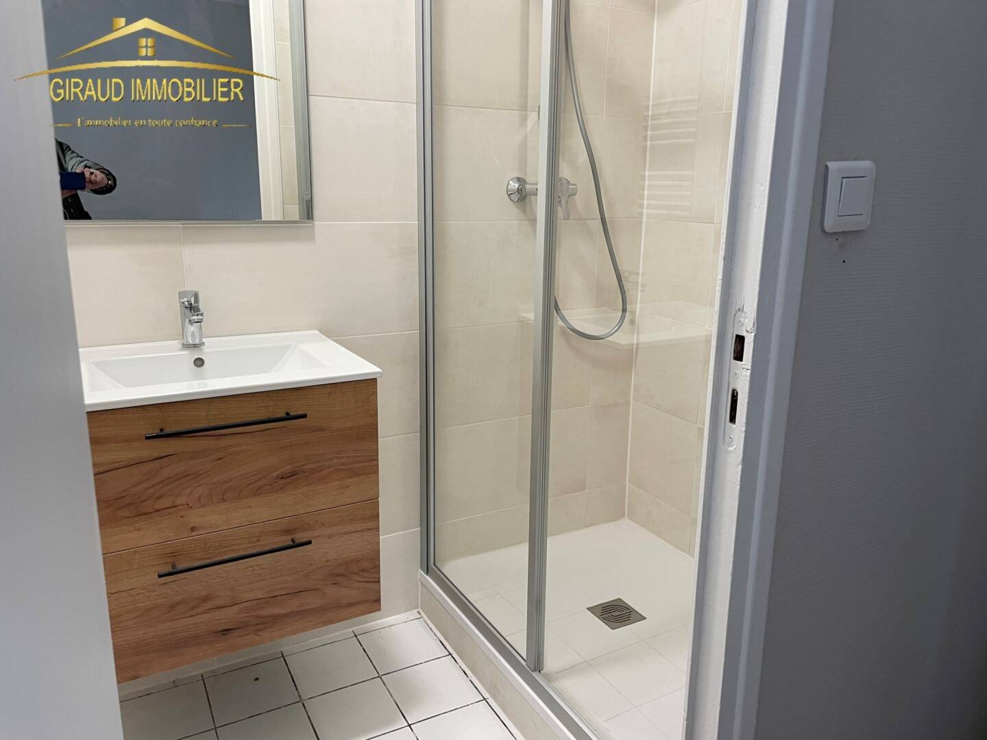 Appartement à louer, 93m², Le Coteau