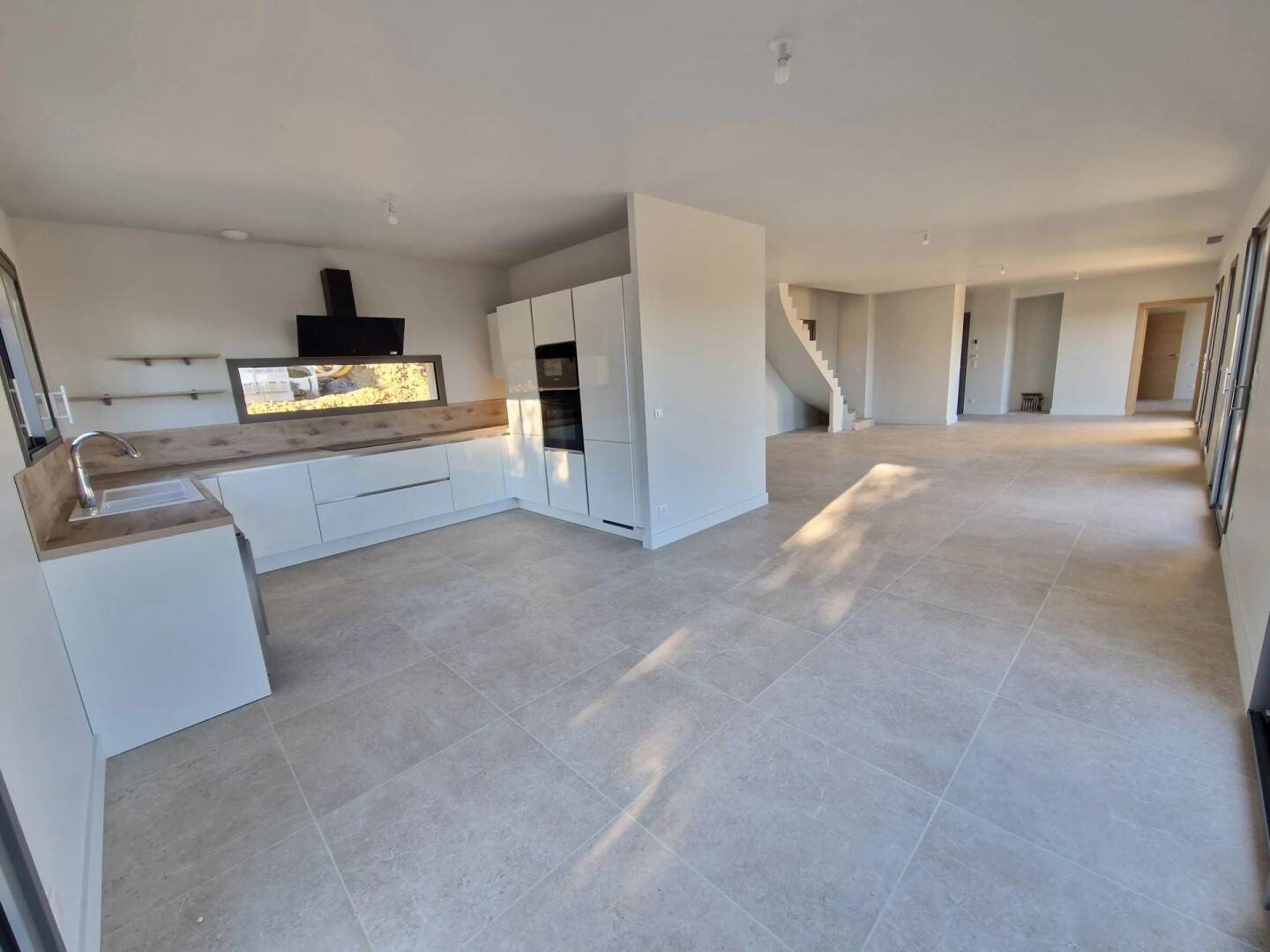 Maison à louer, 151m², Vence