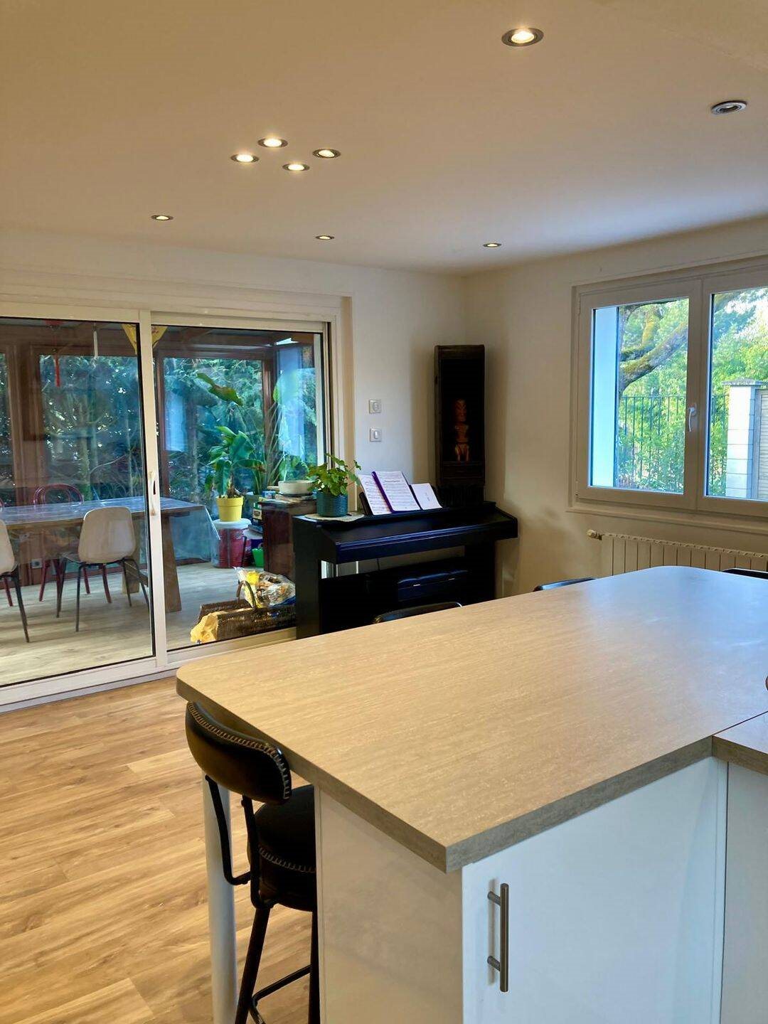 Maison à louer, 160m², Cessy