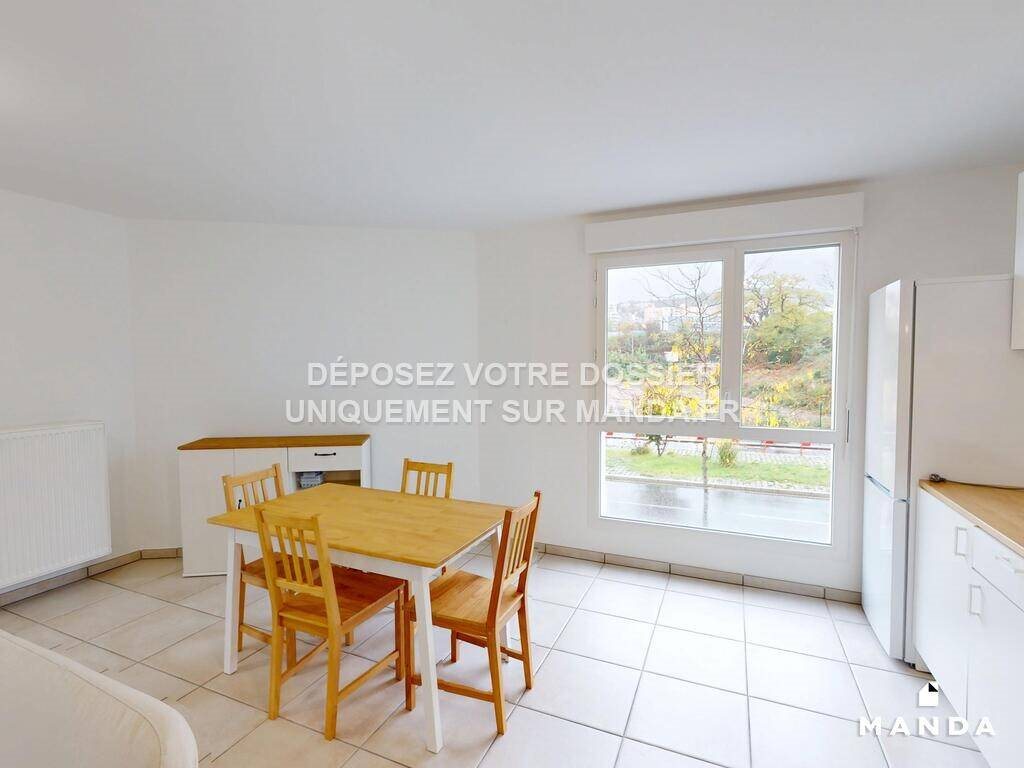 Appartement à louer, 69m², Saint-Etienne