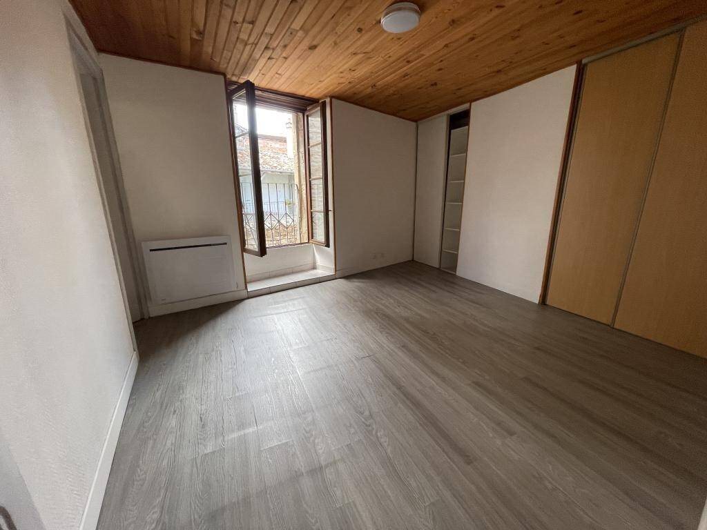 Appartement à louer, 42m², Montricoux