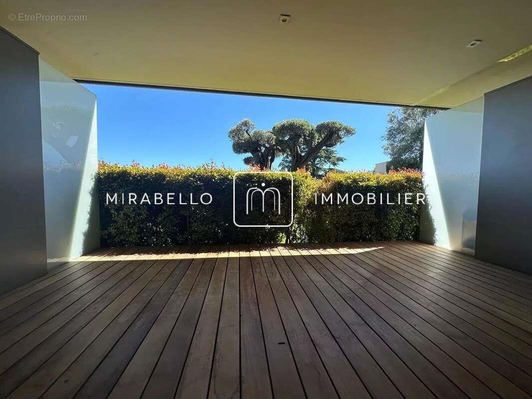 Appartement à vendre, 66m², Nice