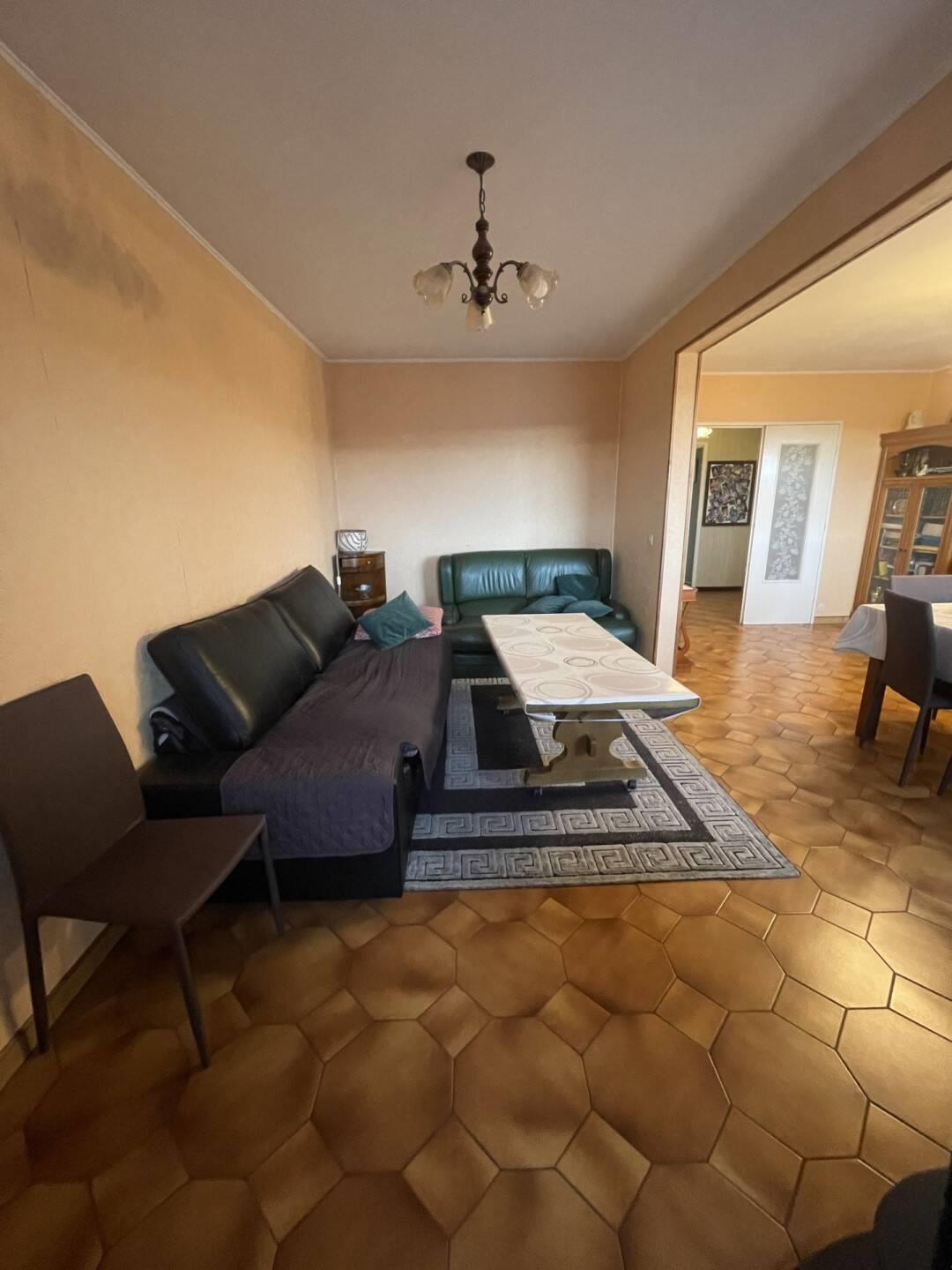 Appartement à vendre, 76m², Saint-Etienne