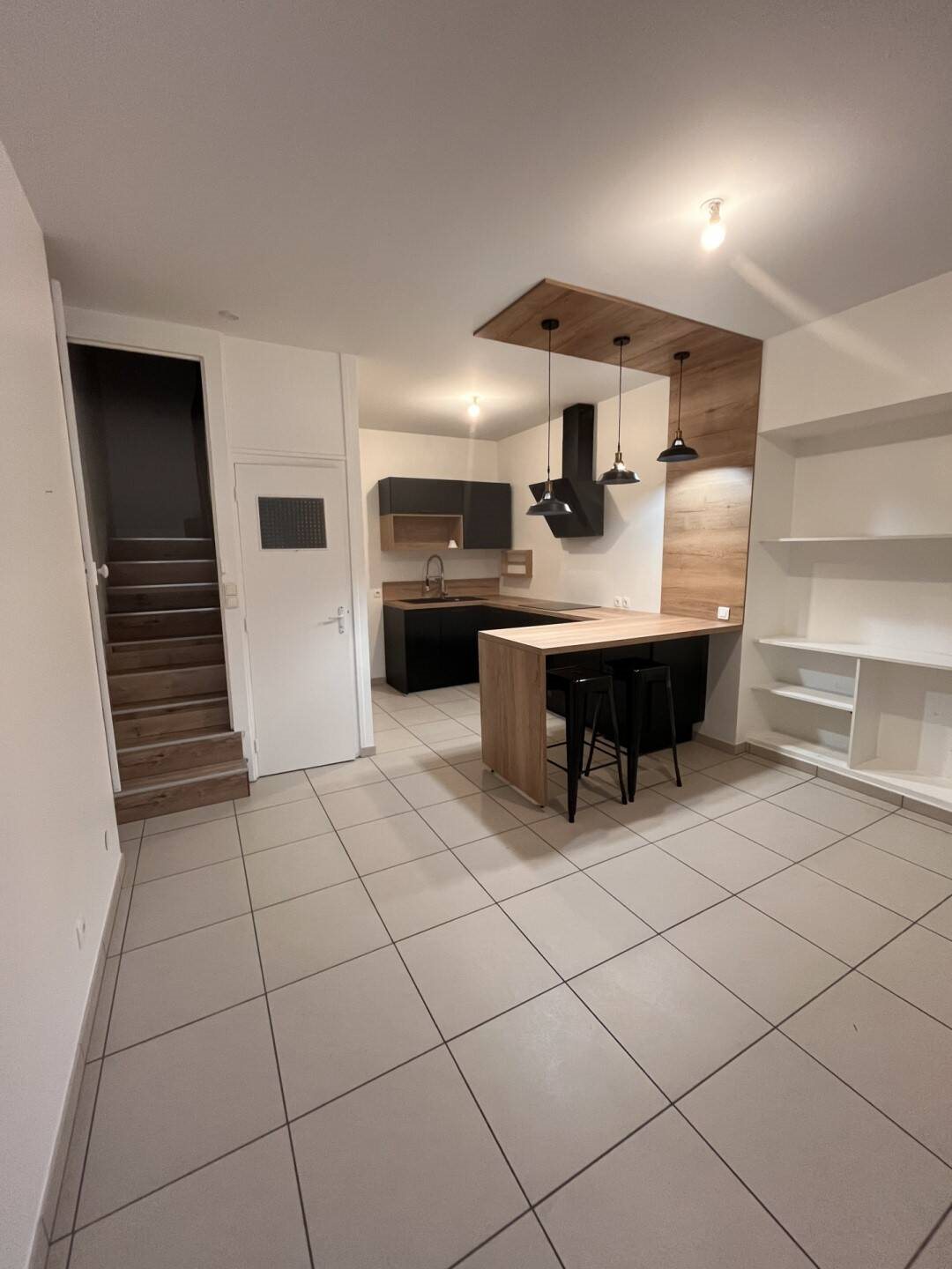 Maison à louer, 55m², Villebois