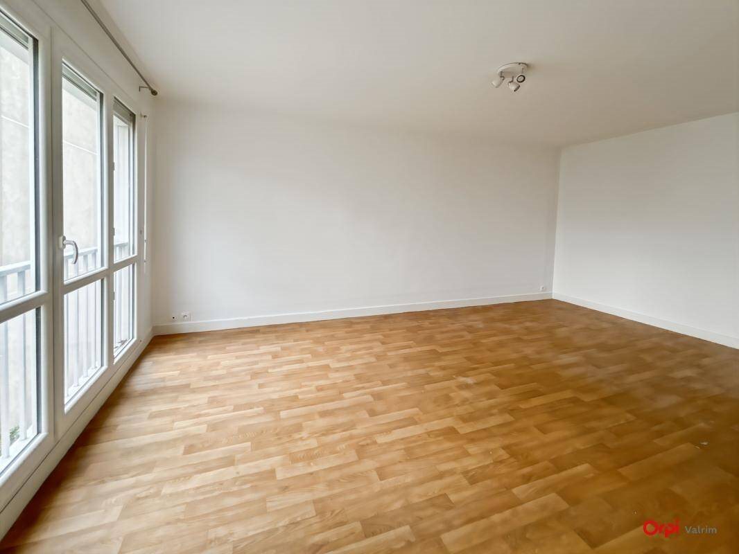 Appartement à louer, 43m², Orléans