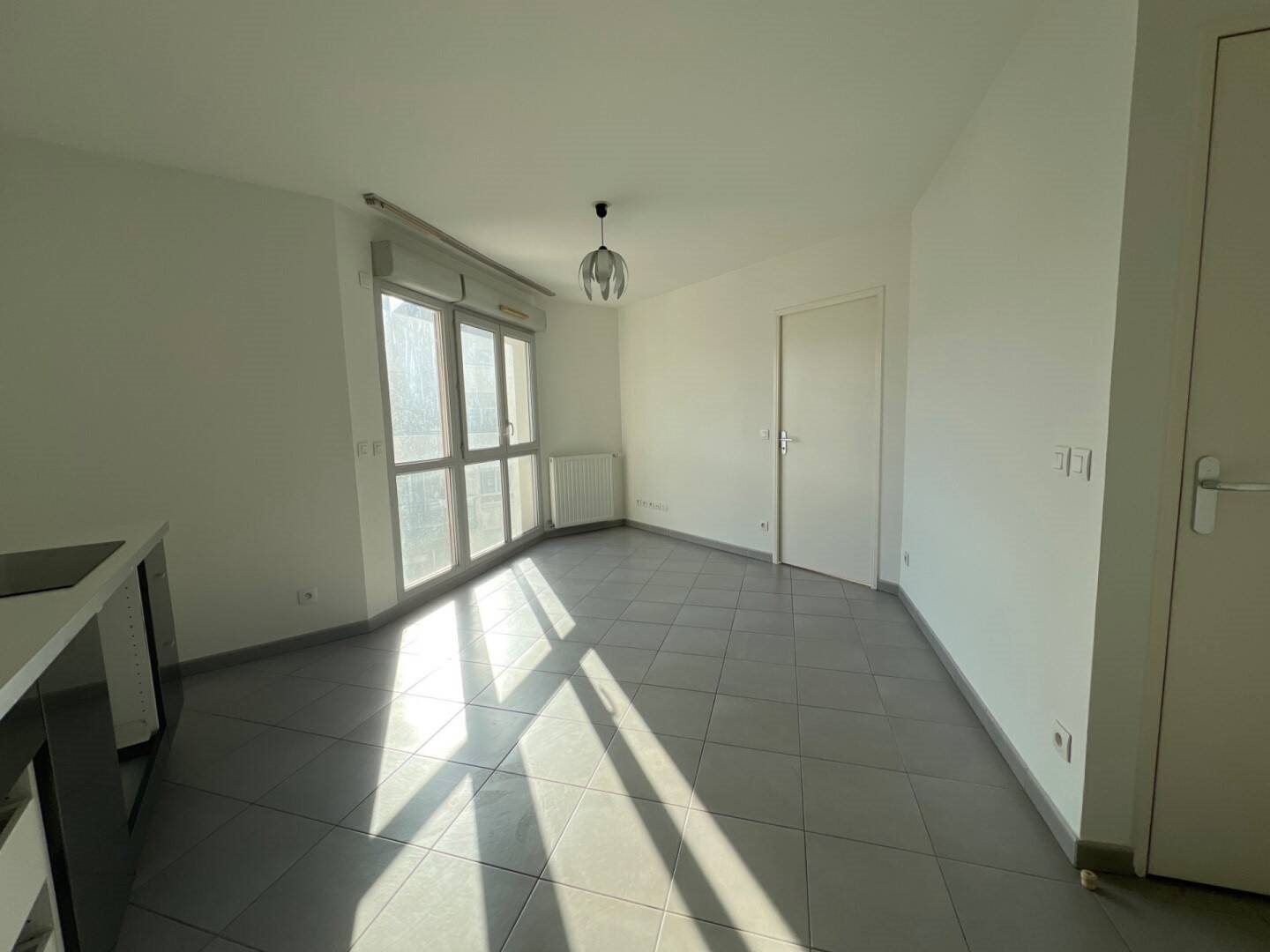 Appartement à louer, 36m², Lyon 8ème