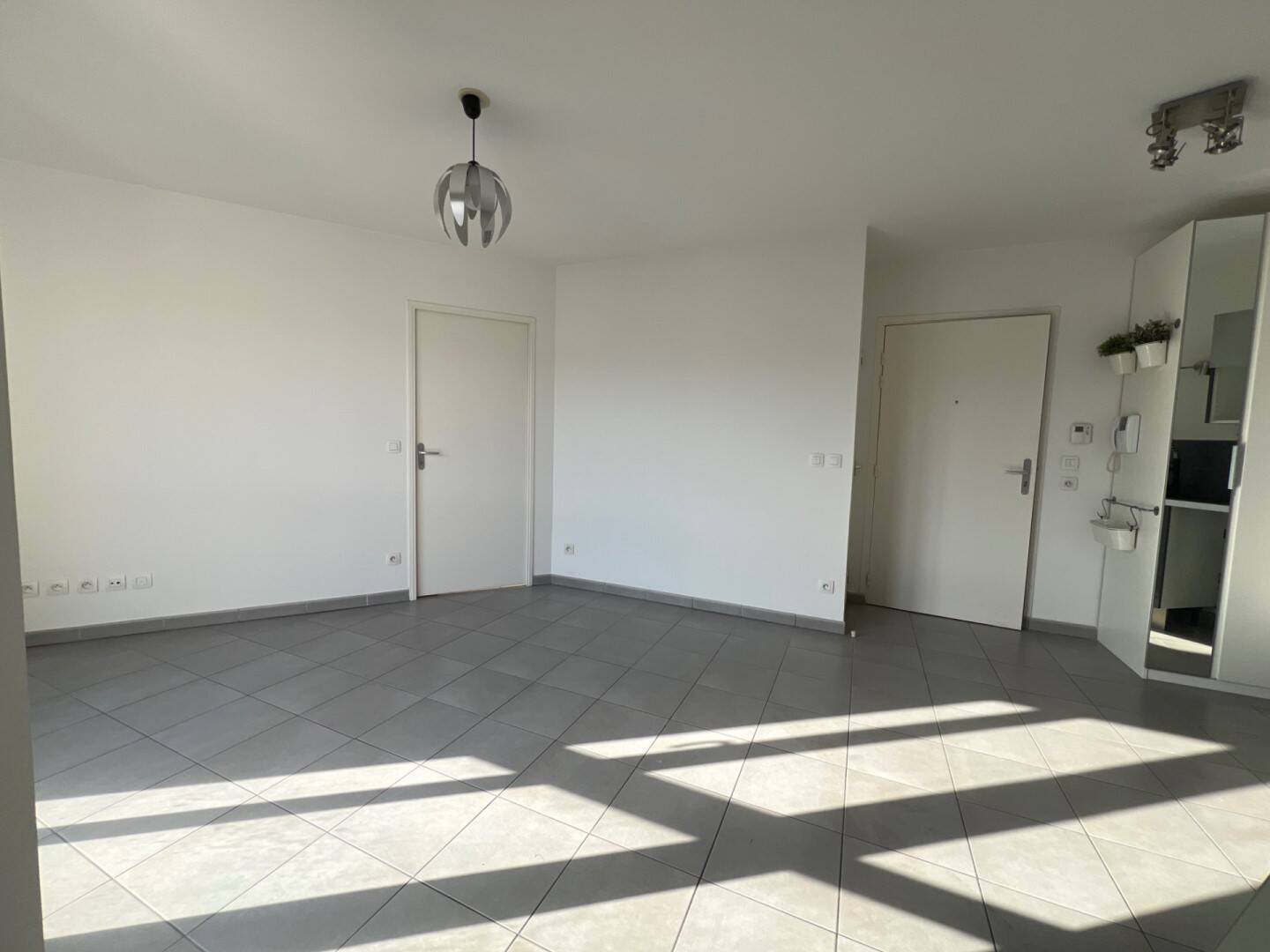 Appartement à louer, 36m², Lyon 8ème