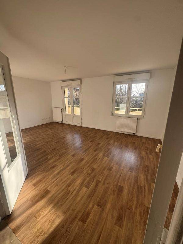 Appartement à louer, 79m², Saint-Julien-les-Villas