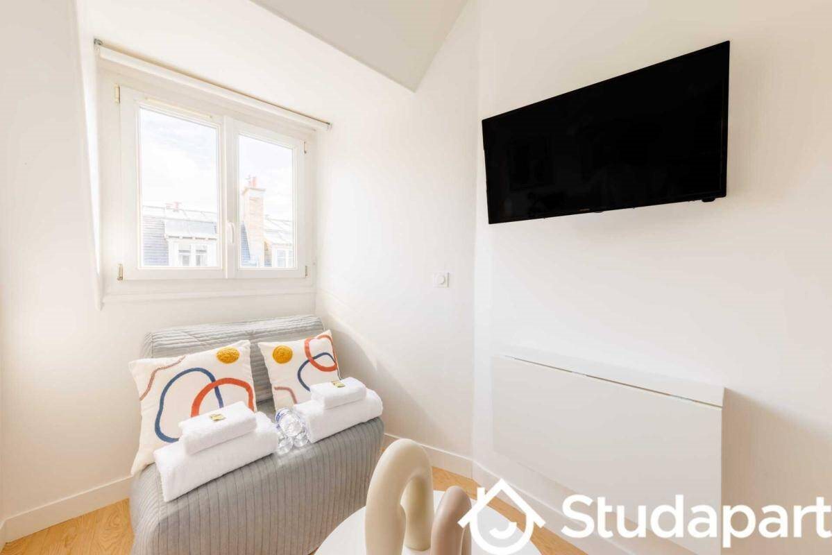 Appartement à louer, 10m², Paris 17ème