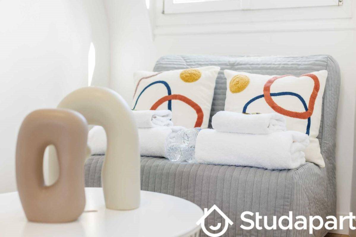 Appartement à louer, 10m², Paris 17ème