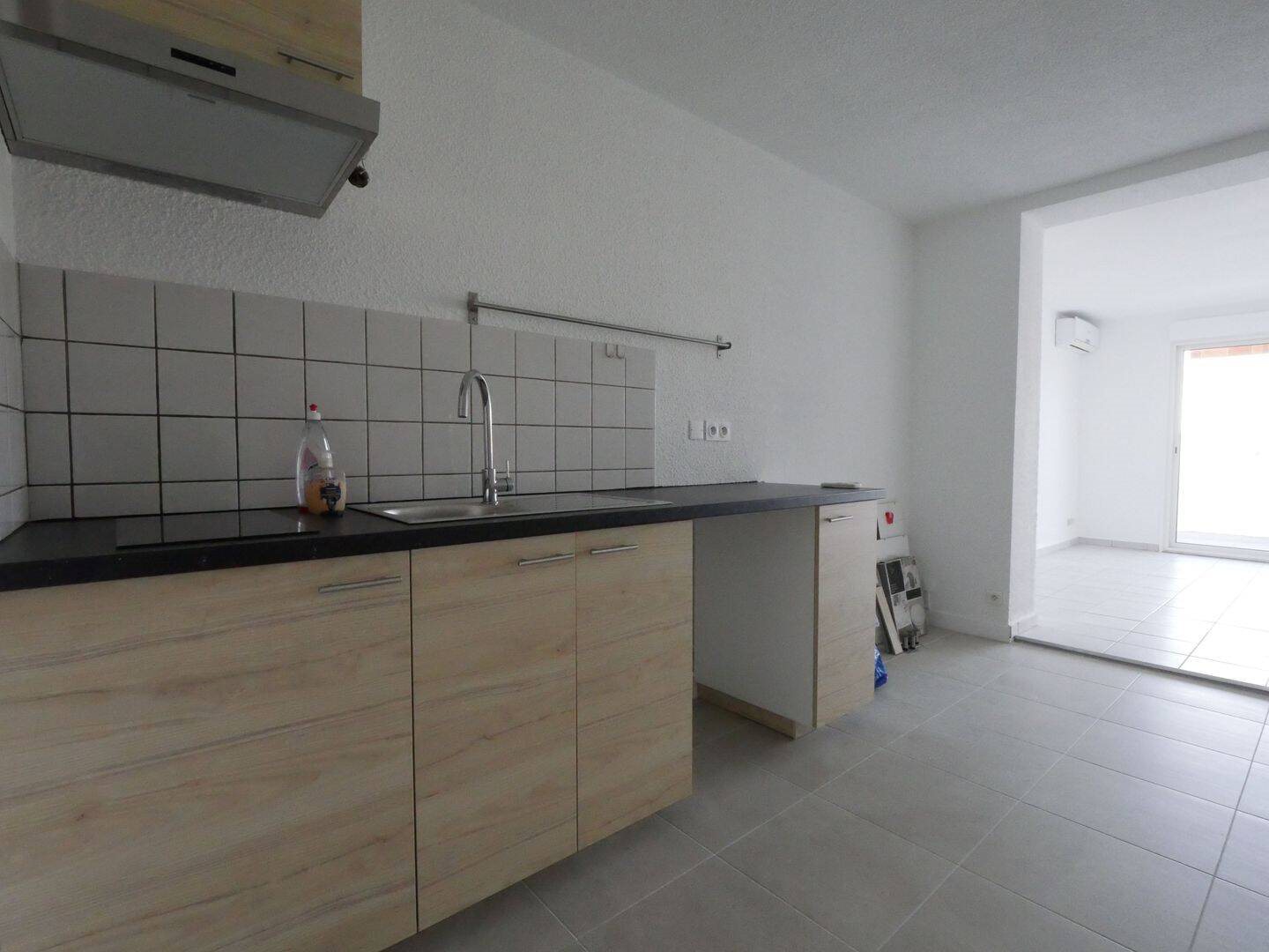 Appartement à louer, 42m², Sauveterre