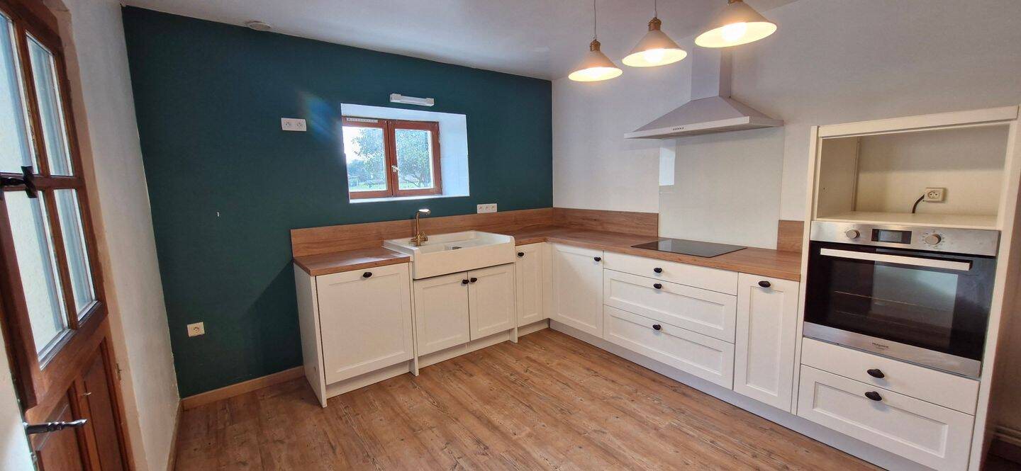 Maison à louer, 110m², Peyrilhac