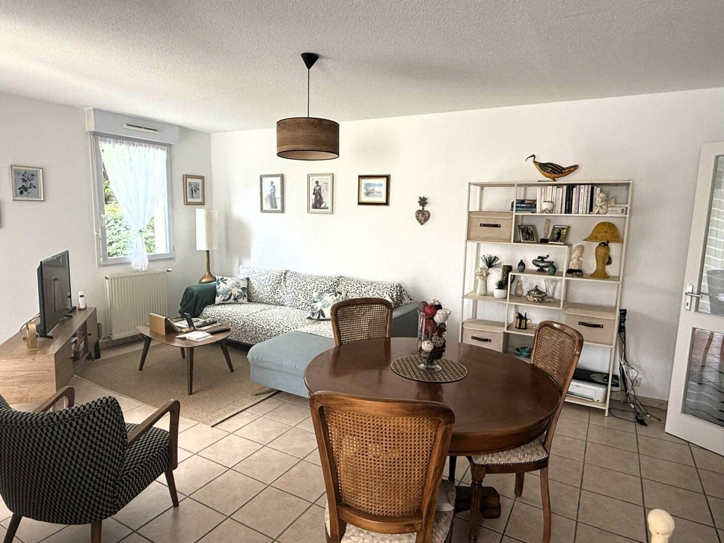 Appartement à vendre, 63m², Saint-Pantaléon-de-Larche