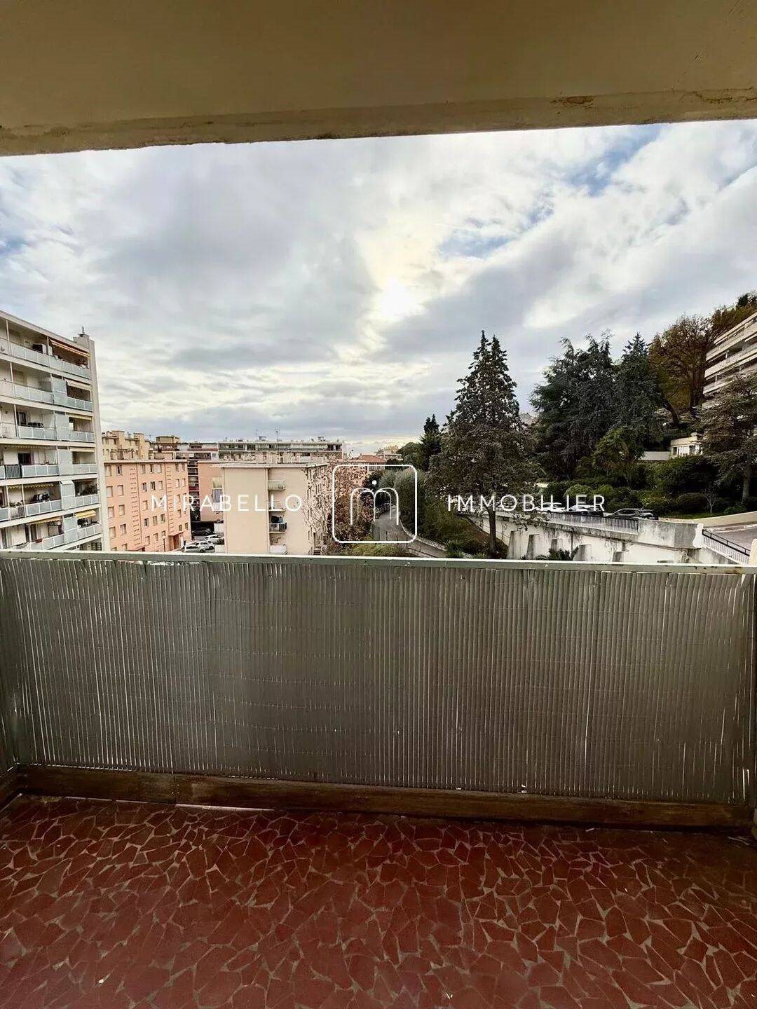 Appartement à louer, 57m², Nice