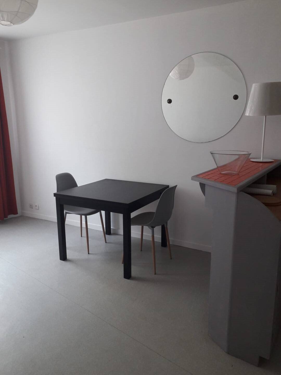Appartement à louer, 25m², Lille