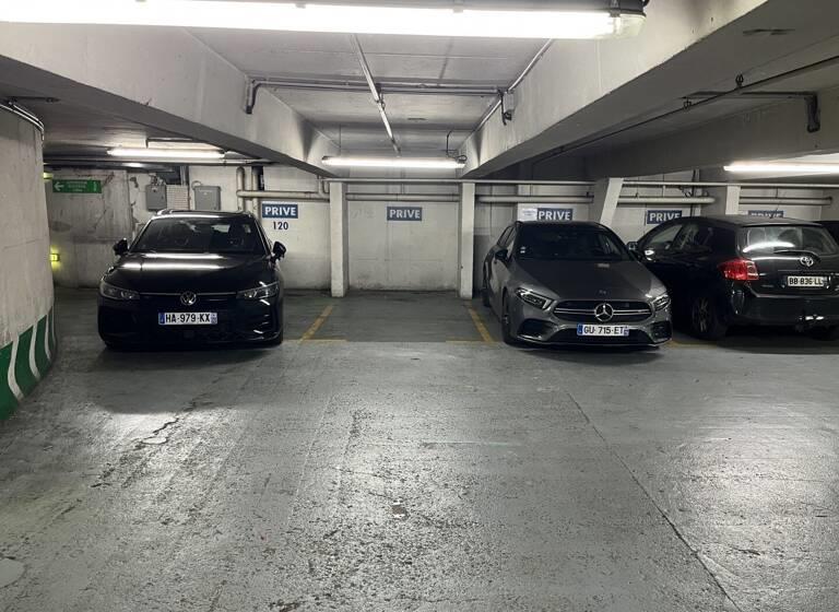 Maison à louer, 12m², Paris 9ème