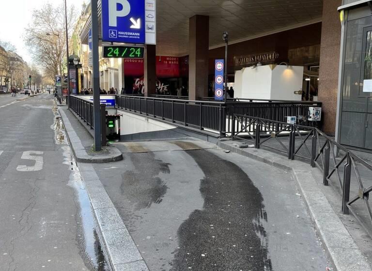 Maison à louer, 12m², Paris 9ème