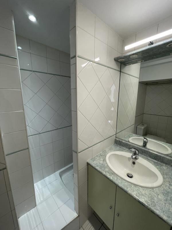 Appartement à louer, 19m², Paris 17ème