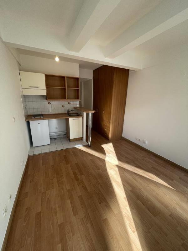 Appartement à louer, 19m², Paris 17ème