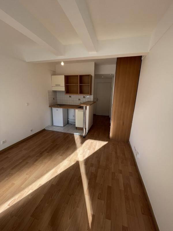 Appartement à louer, 19m², Paris 17ème