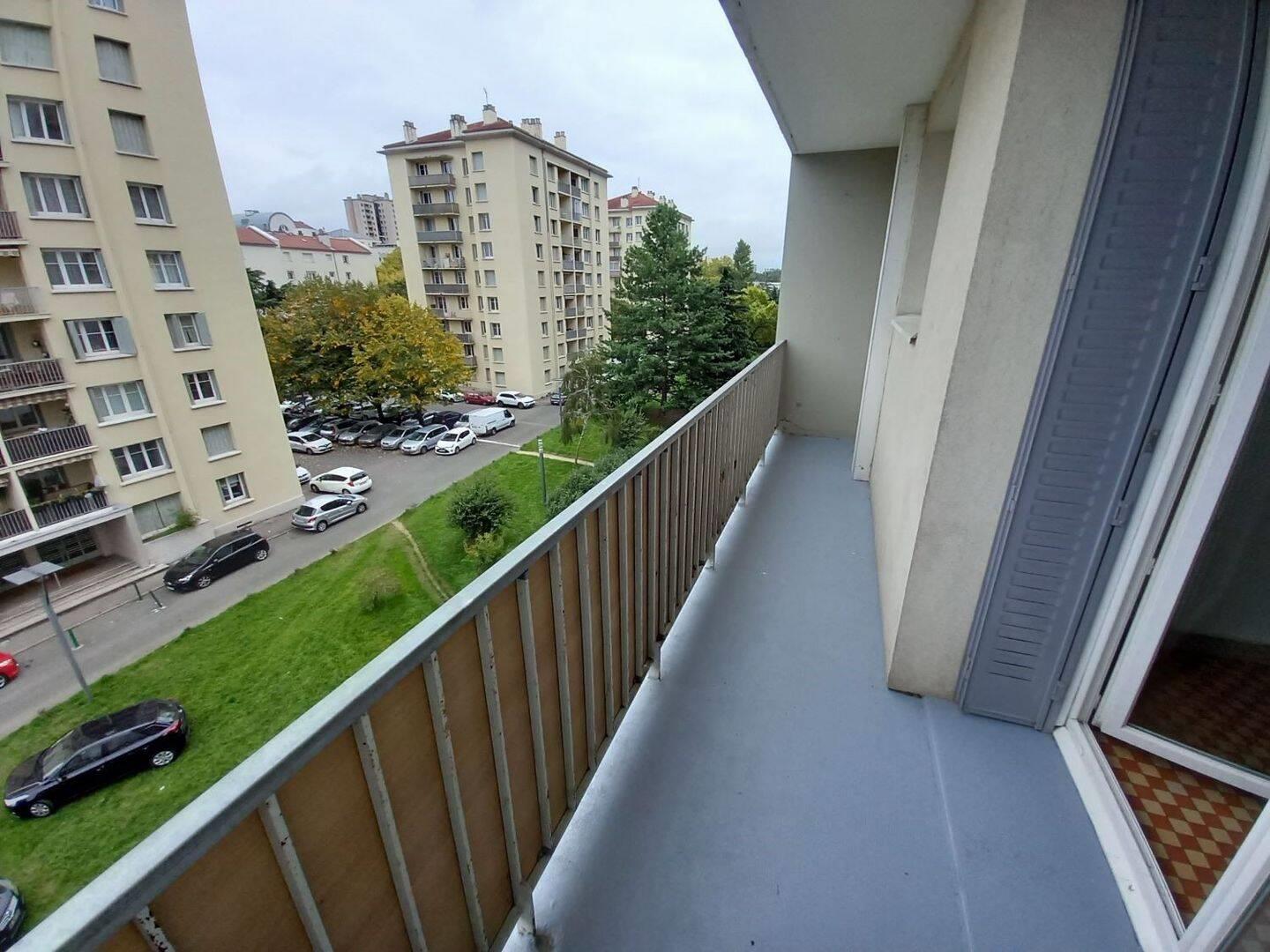 Appartement à louer, 67m², Lyon 8ème