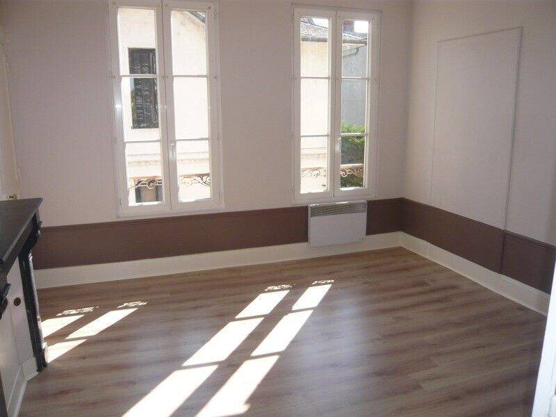 Appartement à louer, 43m², Sainte-Savine