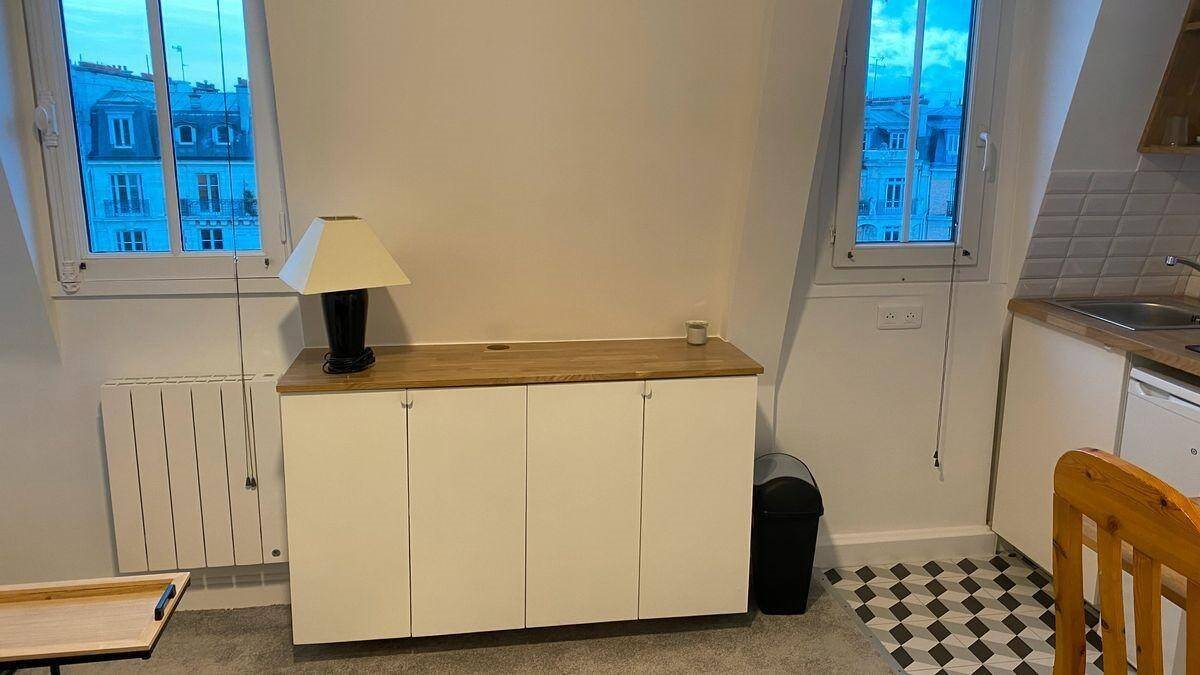 Appartement à louer, 13m², Paris 18ème
