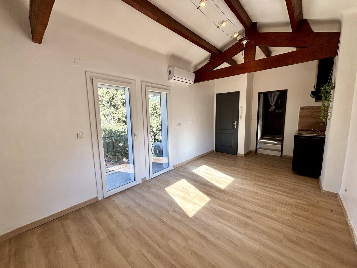 Appartement à louer, 23m², Aubagne