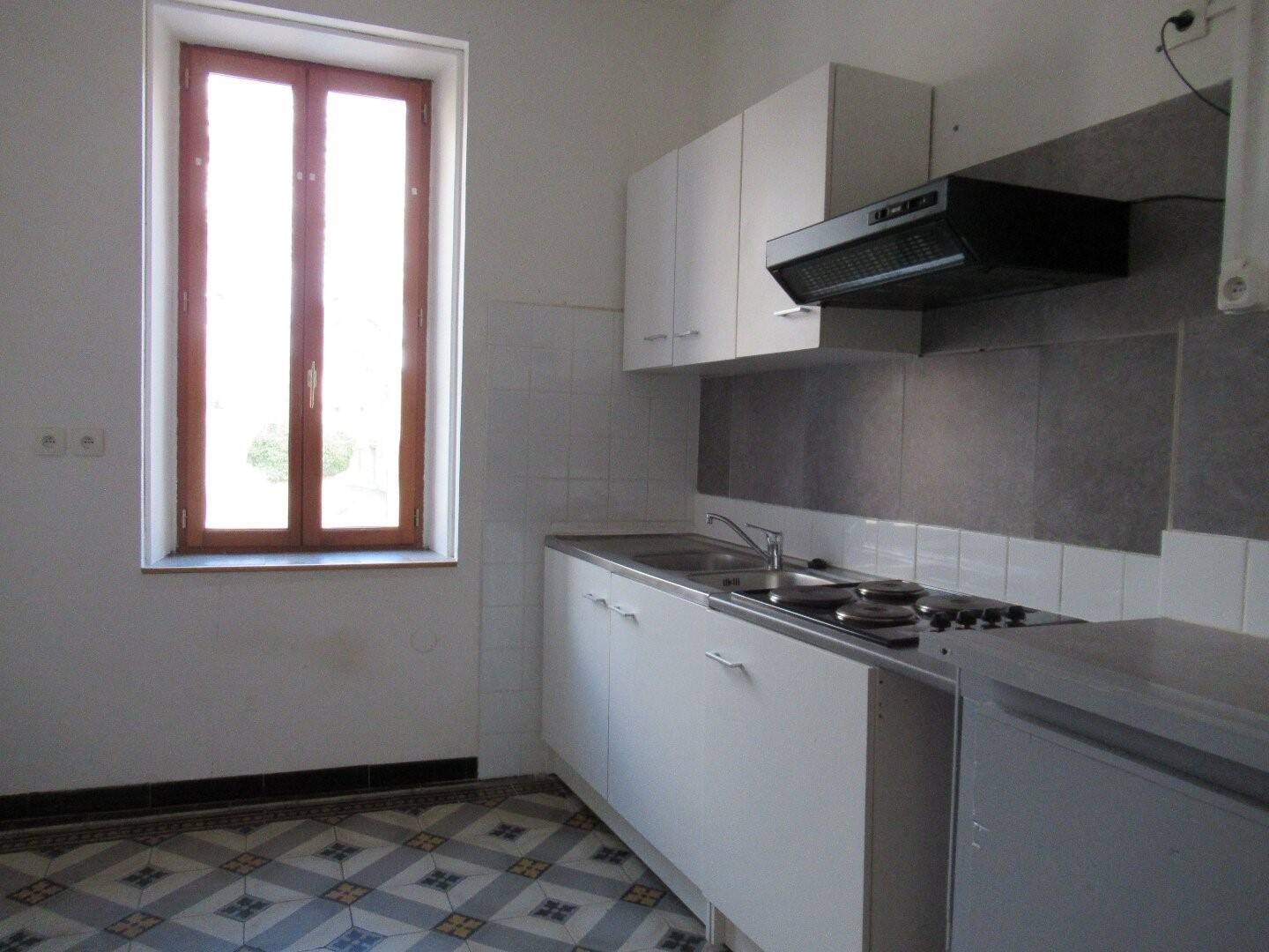 Appartement à louer, 60m², Creissan