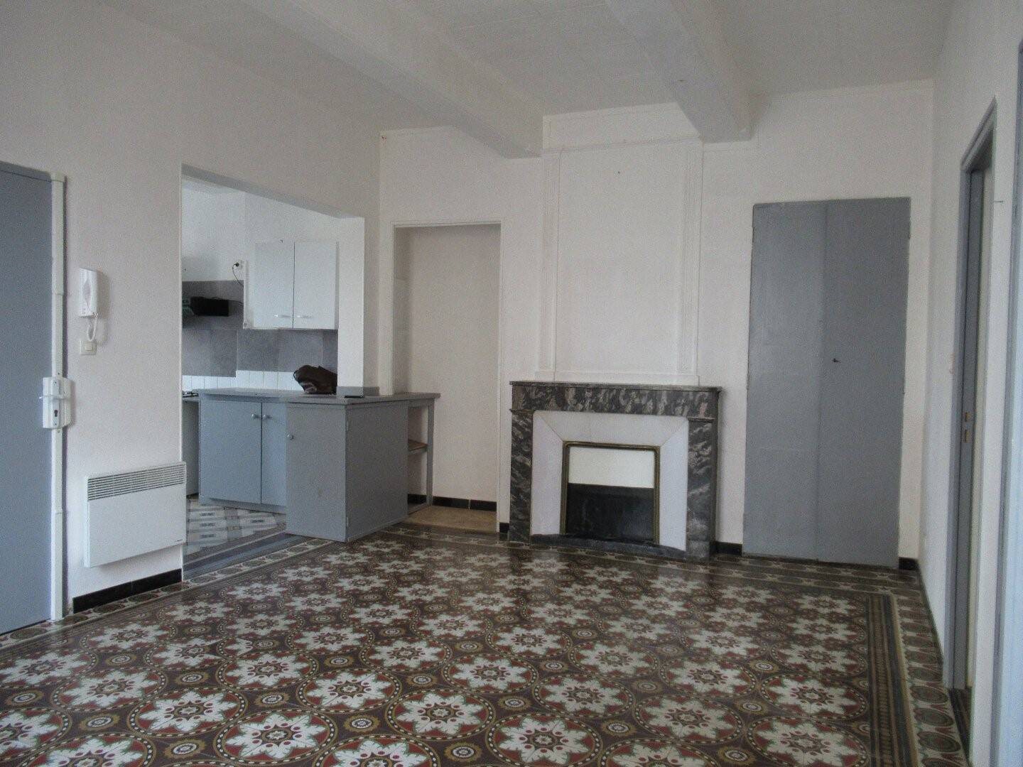 Appartement à louer, 60m², Creissan