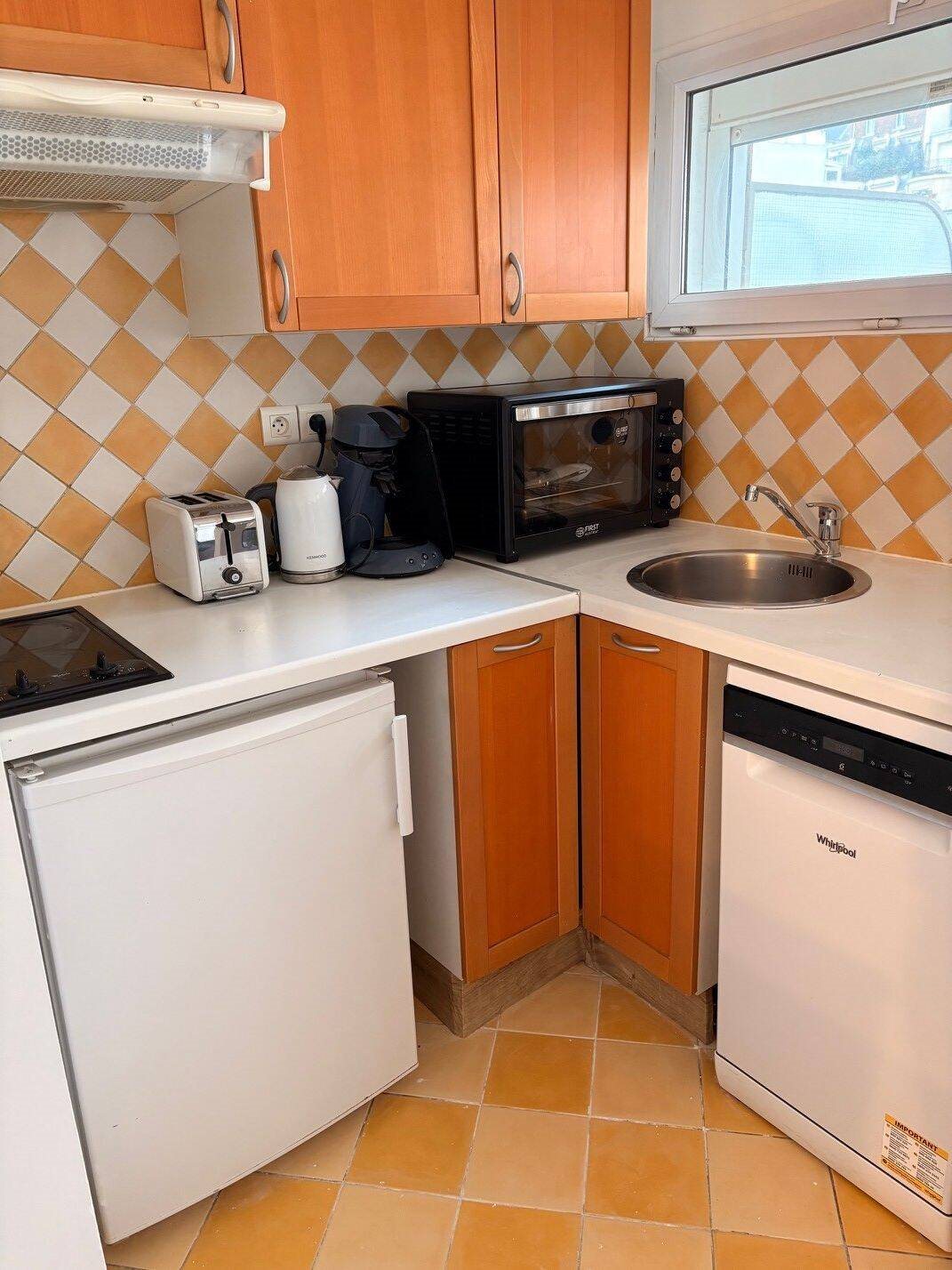 Appartement à louer, 25m², Paris 16ème