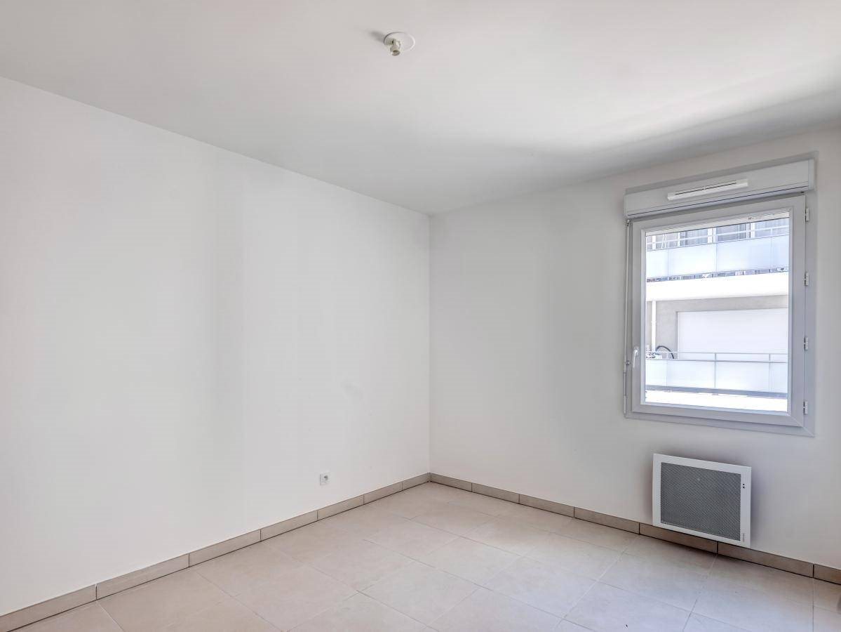 Appartement à louer, 81m², Roquevaire