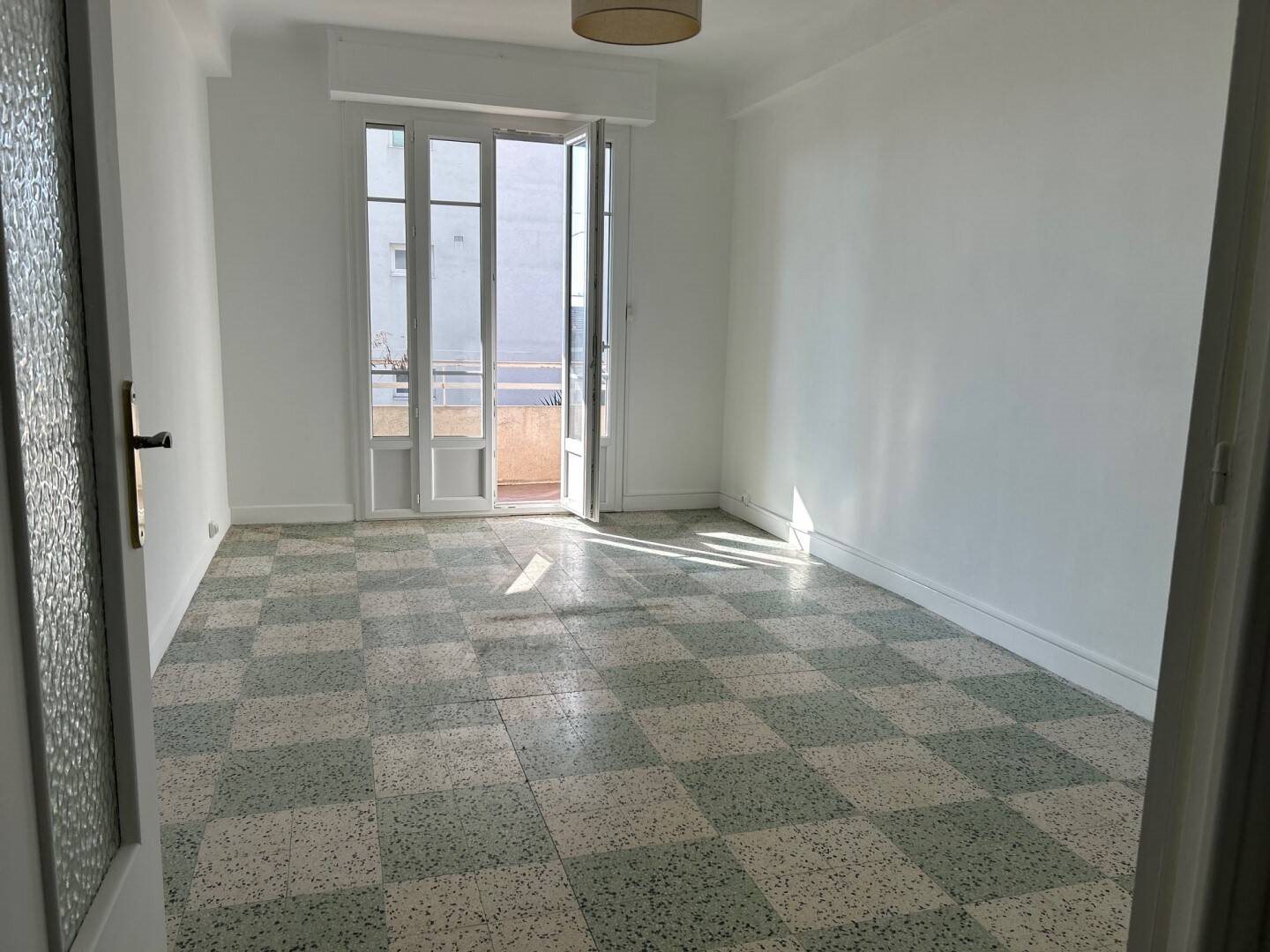 Appartement à louer, 81m², Le Cannet