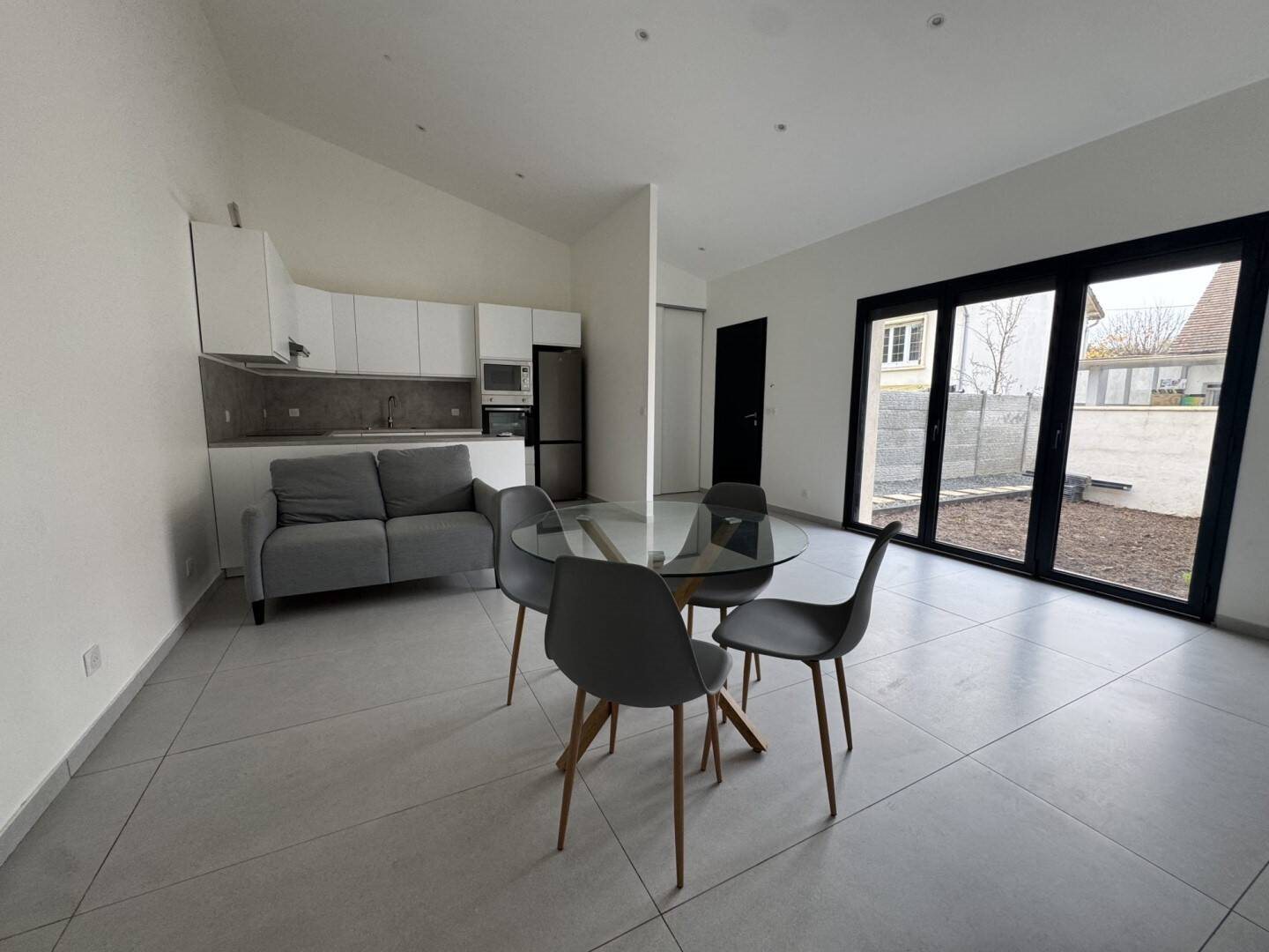 Maison à louer, 66m², Marly-la-Ville