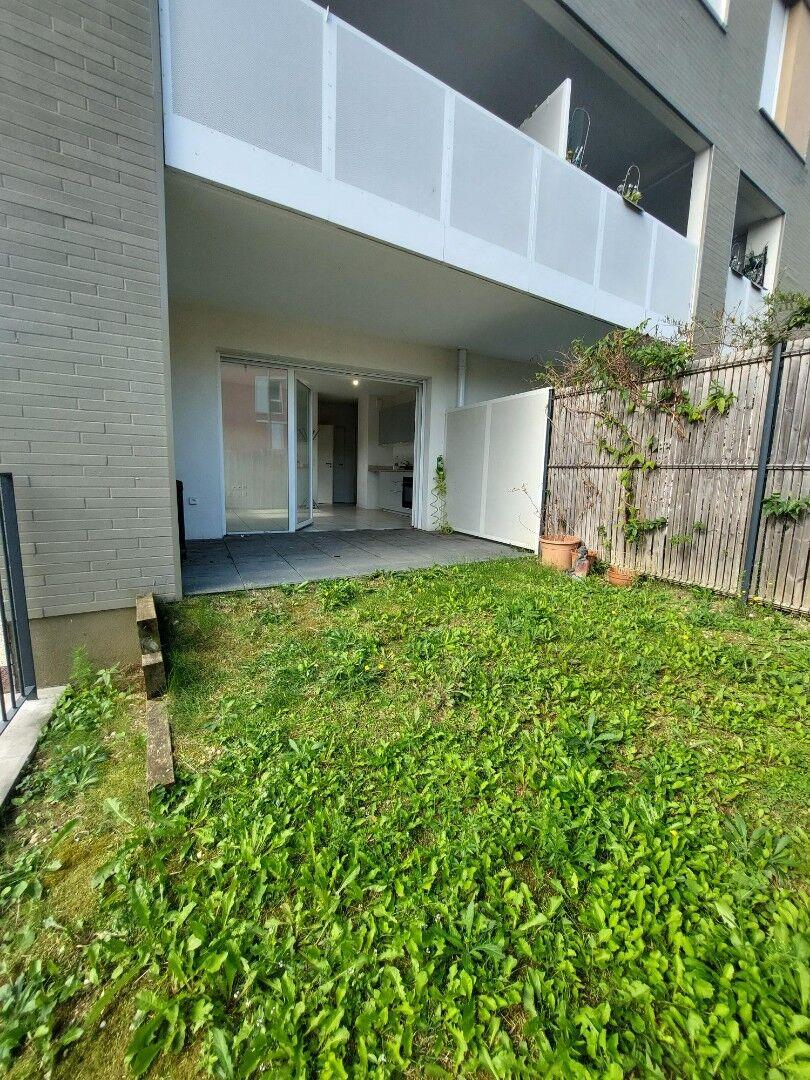 Appartement à louer, 42m², Sathonay-Camp