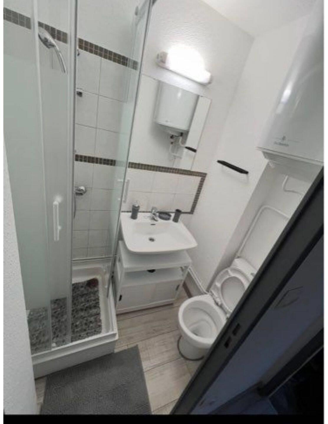 Appartement à louer, 15m², Nîmes