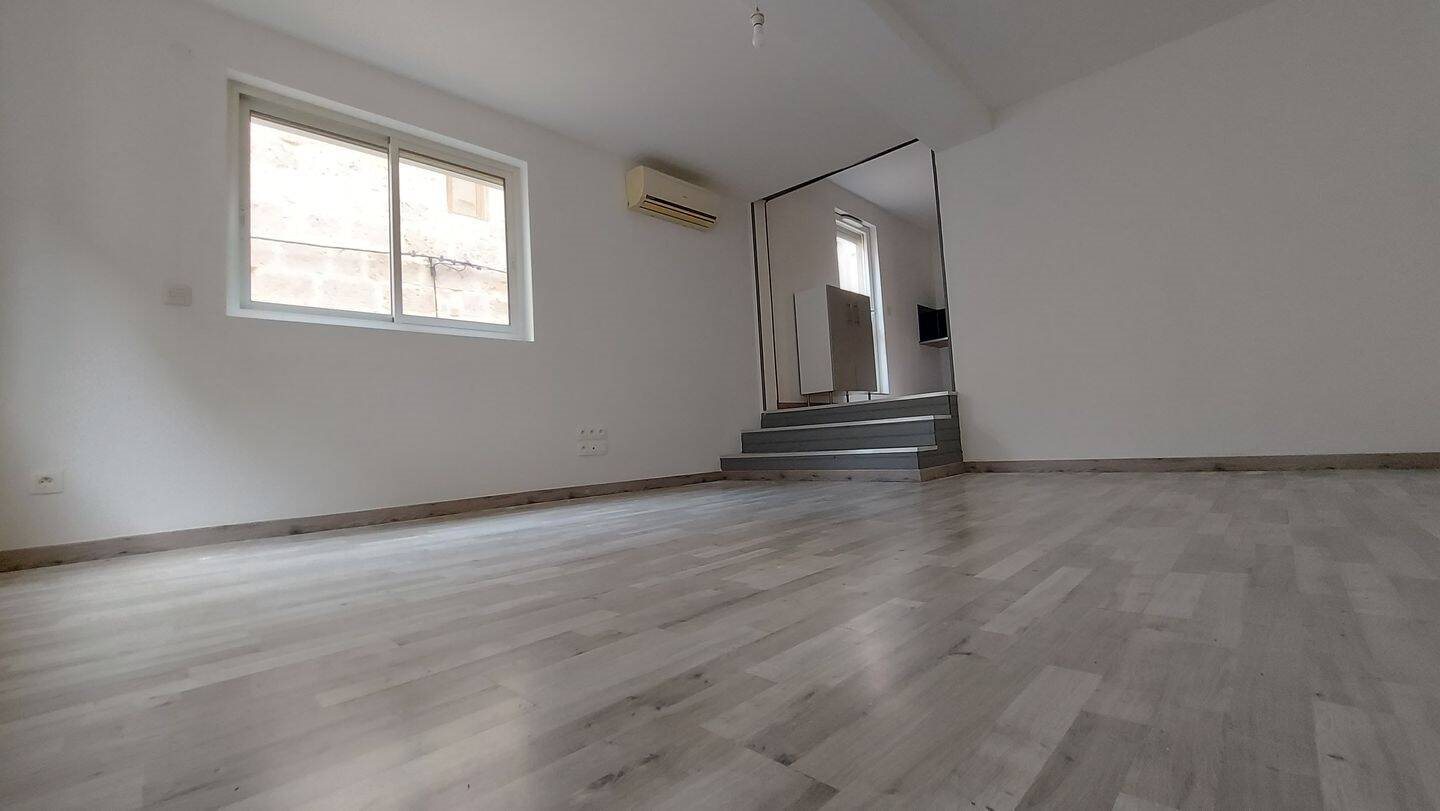 Appartement à vendre, 80m², Poussan