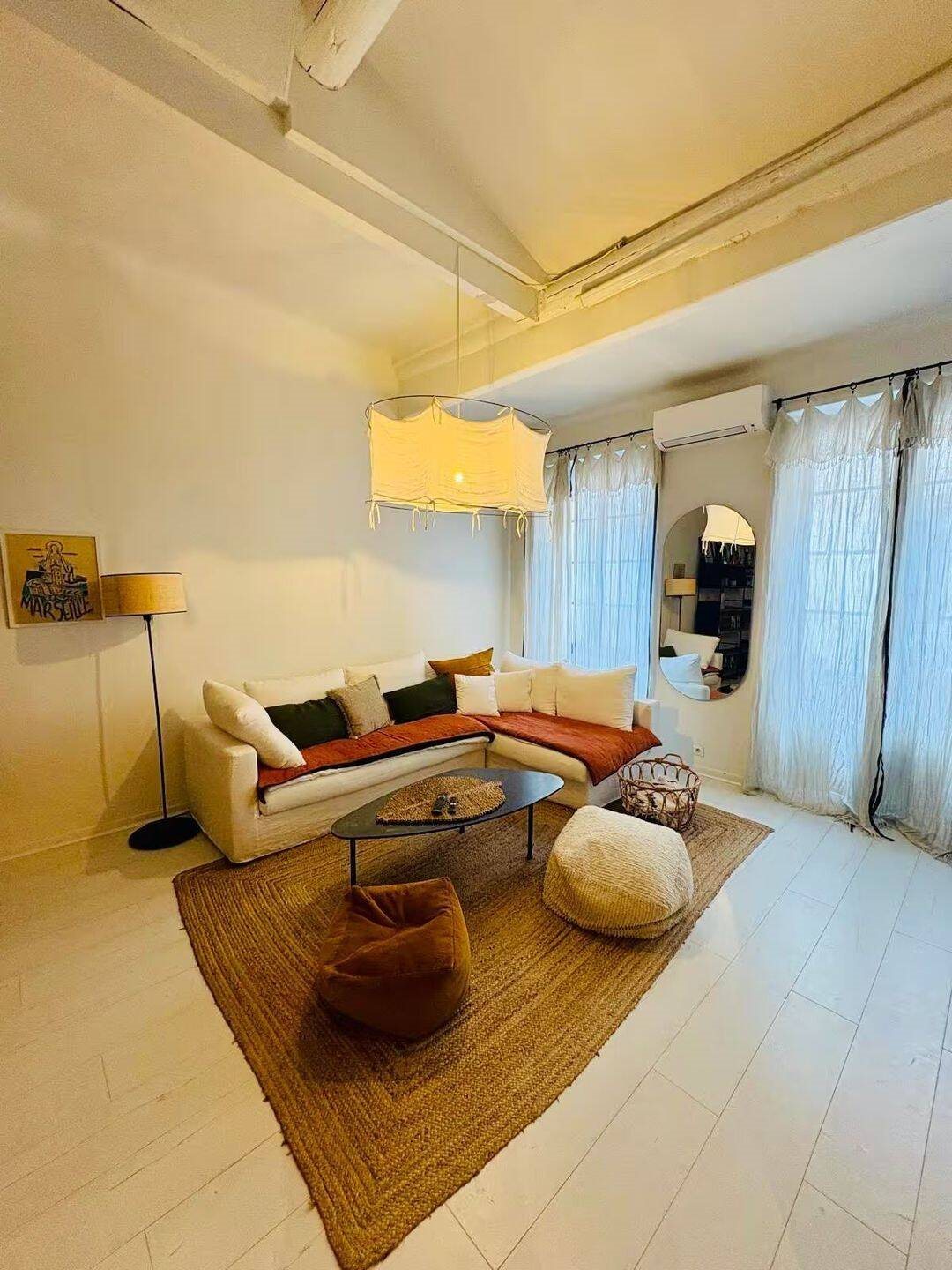 Appartement à louer, 69m², Marseille 1er