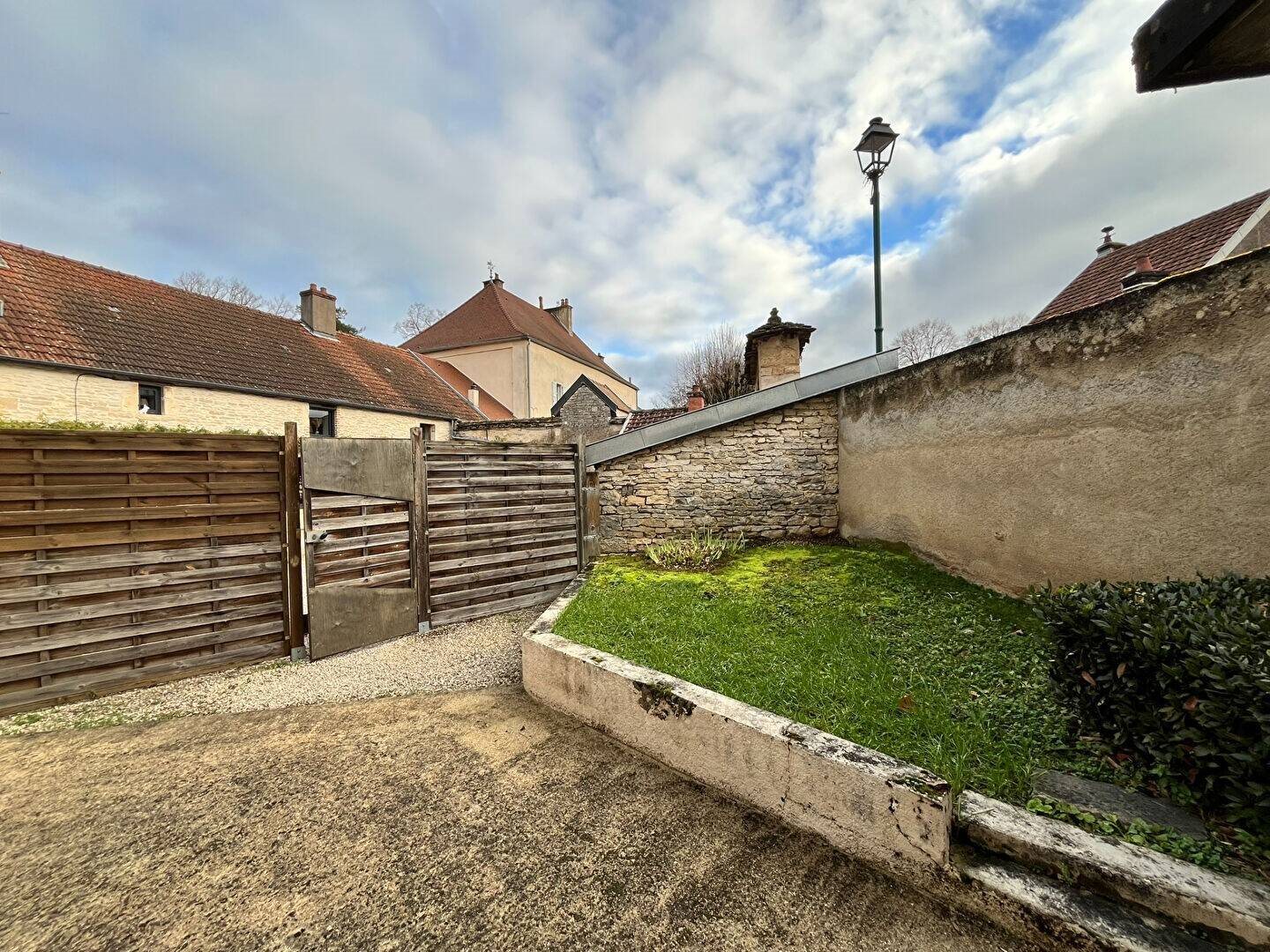 Maison à louer, 81m², Ahuy