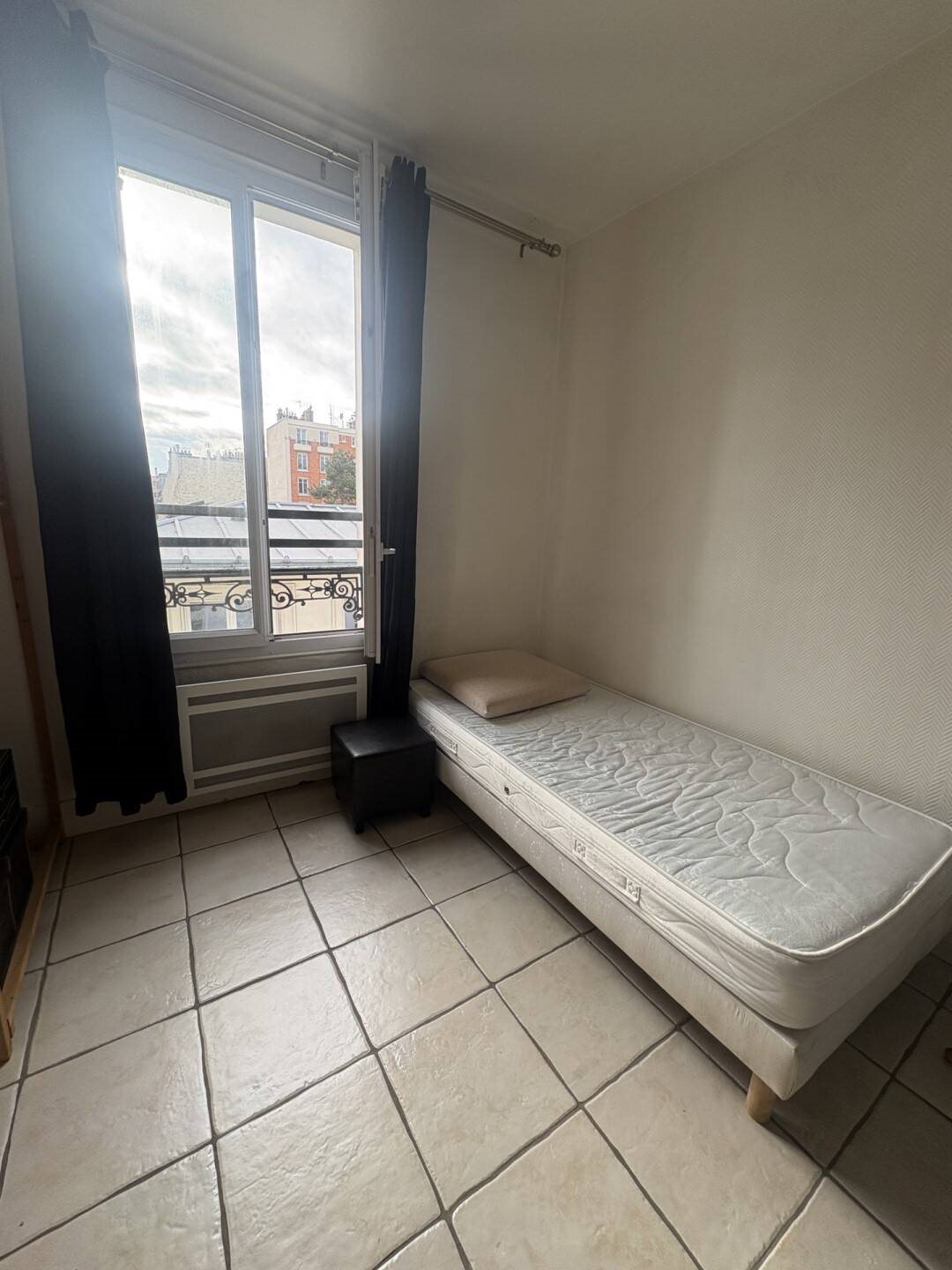 Appartement à louer, 13m², Paris 17ème