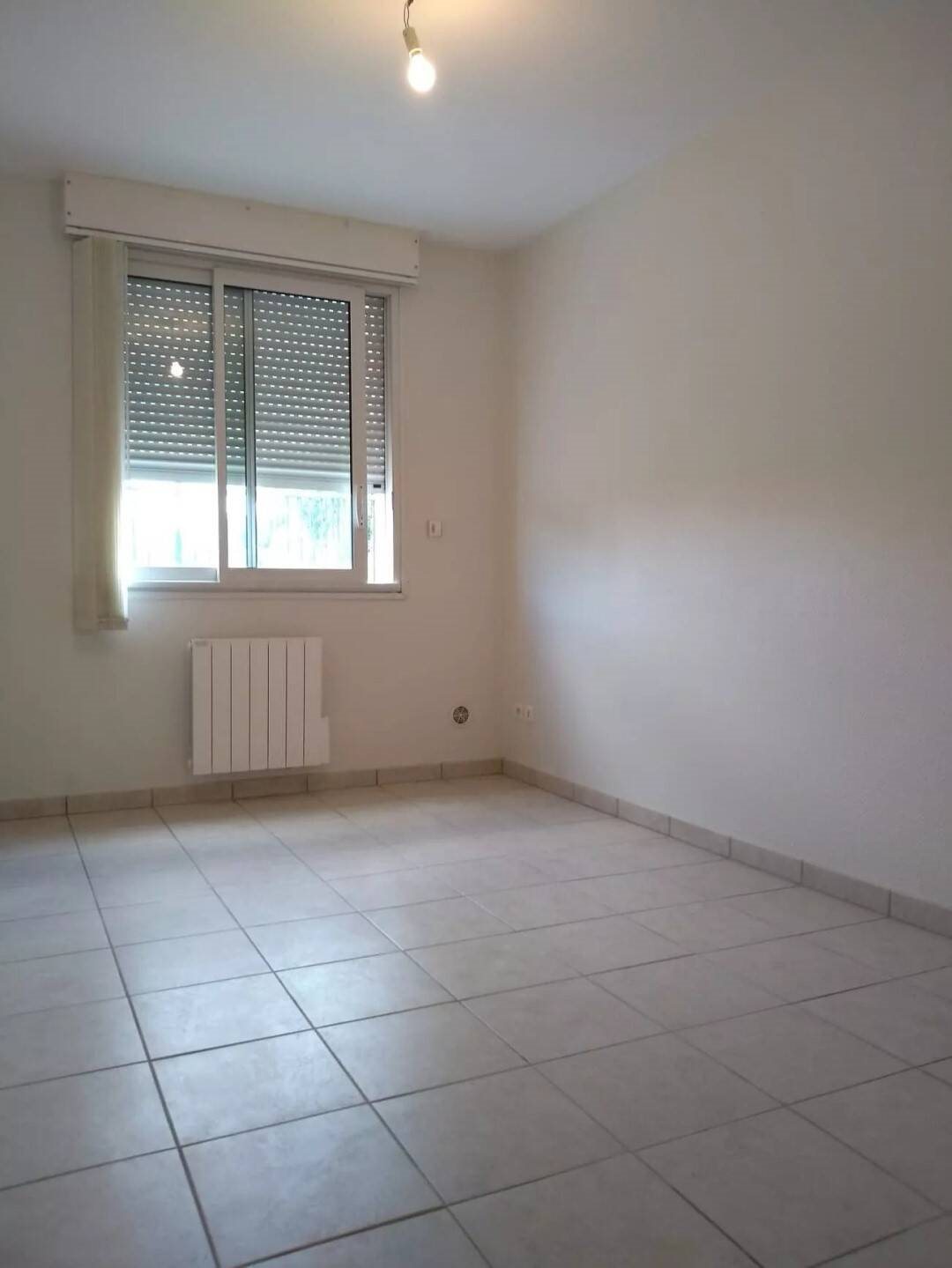 Appartement à louer, 65m², Thiers-sur-Thève