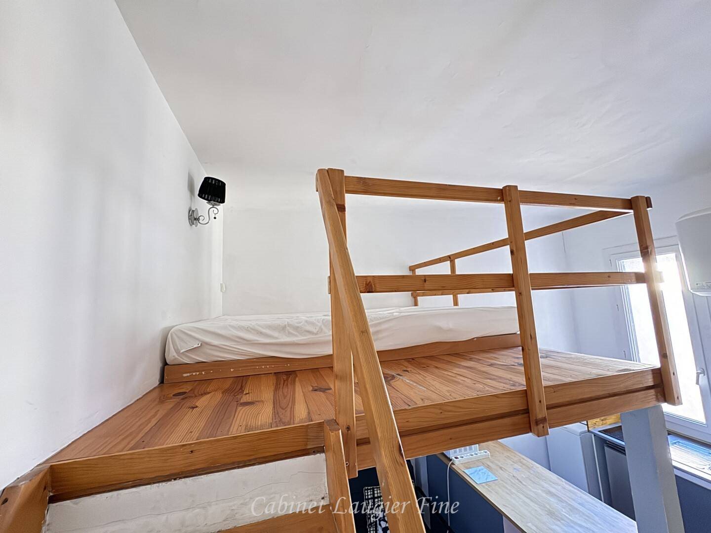 Appartement à louer, 19m², Marseille 6ème