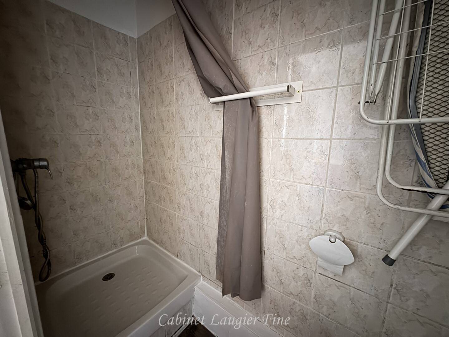 Appartement à louer, 19m², Marseille 6ème