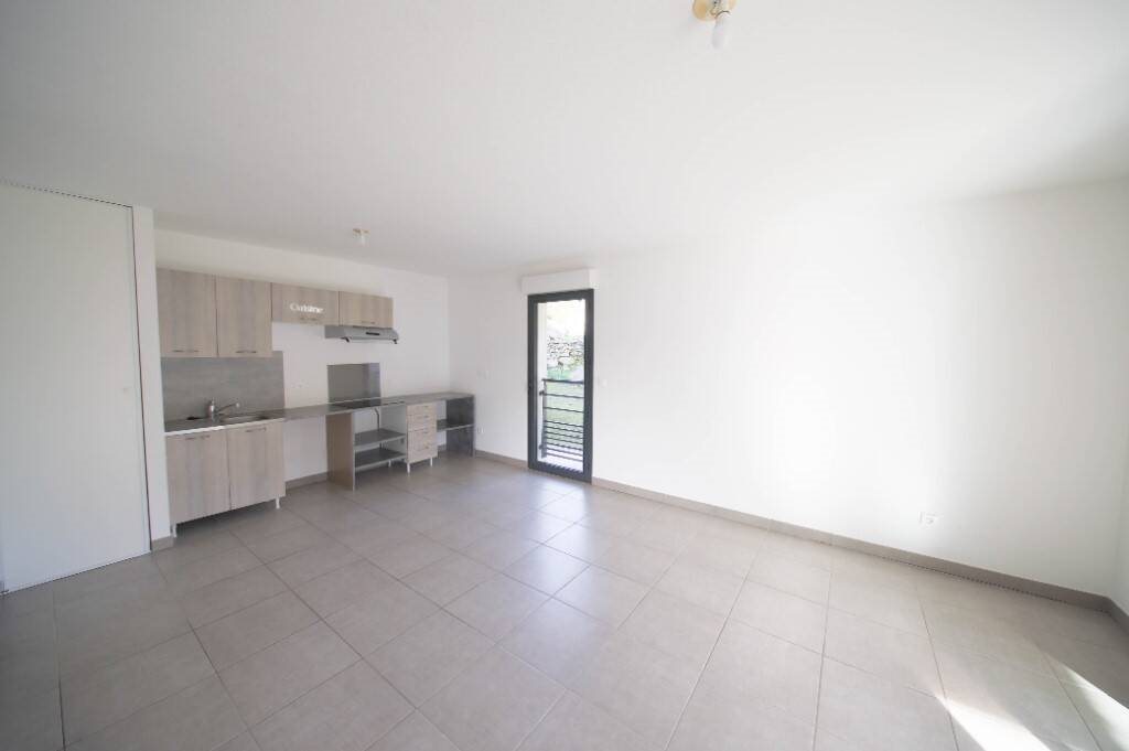 Appartement à louer, 50m², Bastia